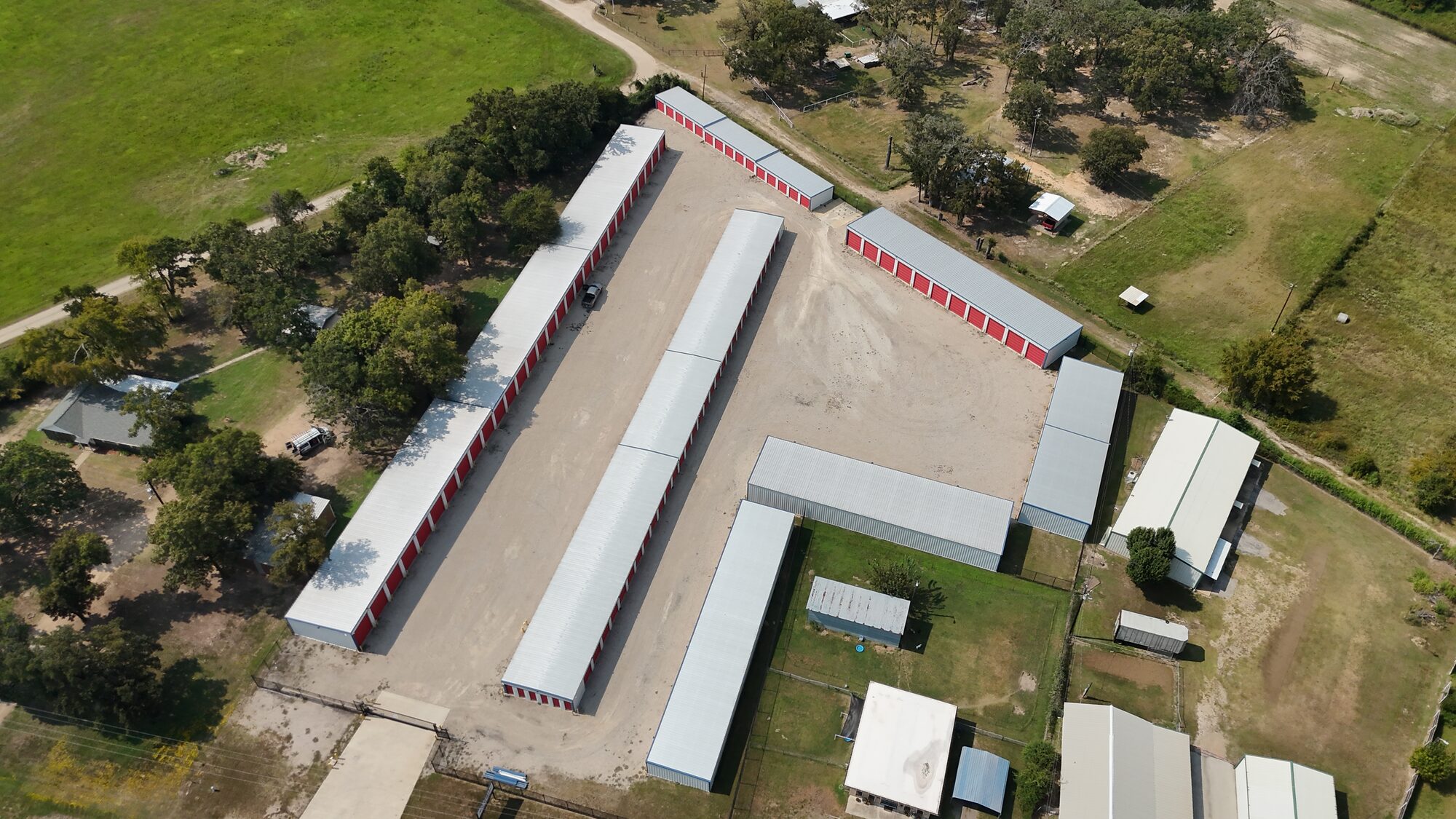 Cedar Creek Lake self-storage facility — exterior view, Cedar Creek Lake TX